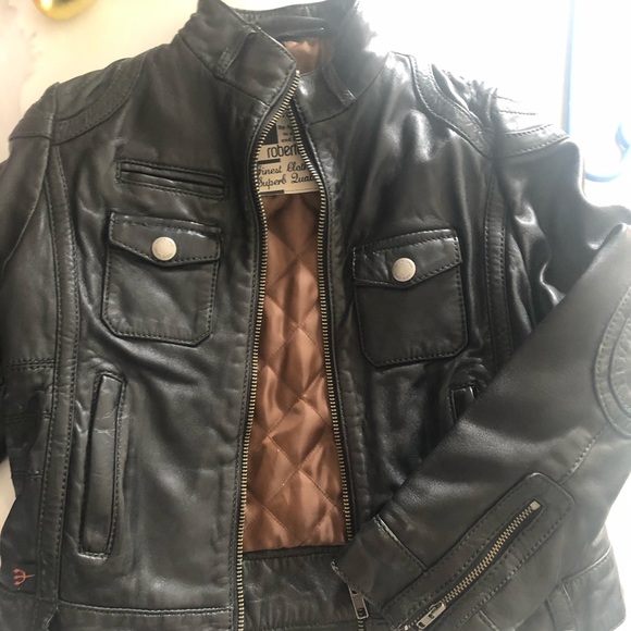 Designer Roberto cavalli - Picture 2 of 4